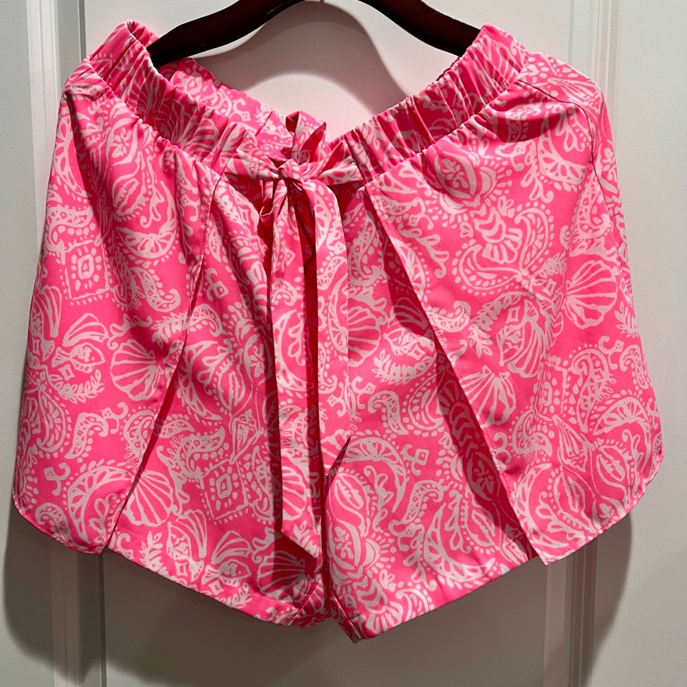 Lilly Pulitzer Pink and White Patterned Shorts